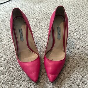 Prada pink pump